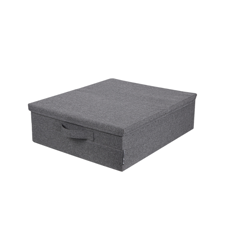 Die Bigso SOFT Aufbewahrungsbox Grau, eine quadratische Aufbewahrungsbox mit Deckel und Frontgriff, ist vor einem weißen Hintergrund abgebildet - ideal für die Unterbett-Lagerung.